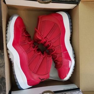 Jordan 11 Retro BP